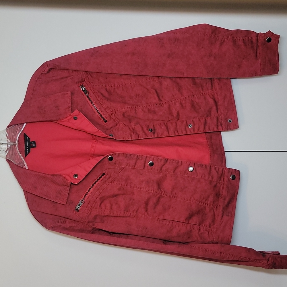 Rock and Republic Red Snap Front Denim Jacket szM